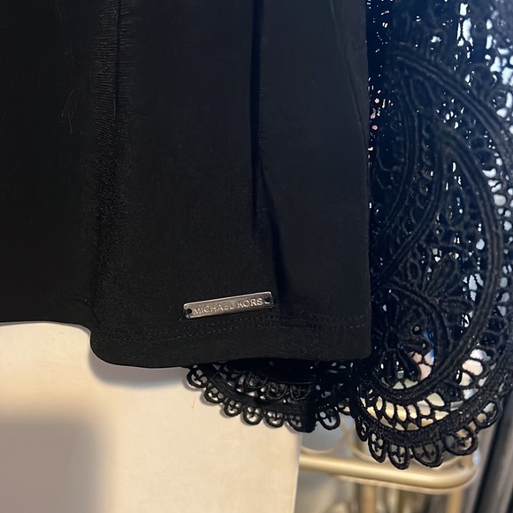‼️SOLD‼️ Michael Kors black blouse - Picture 4 of 5